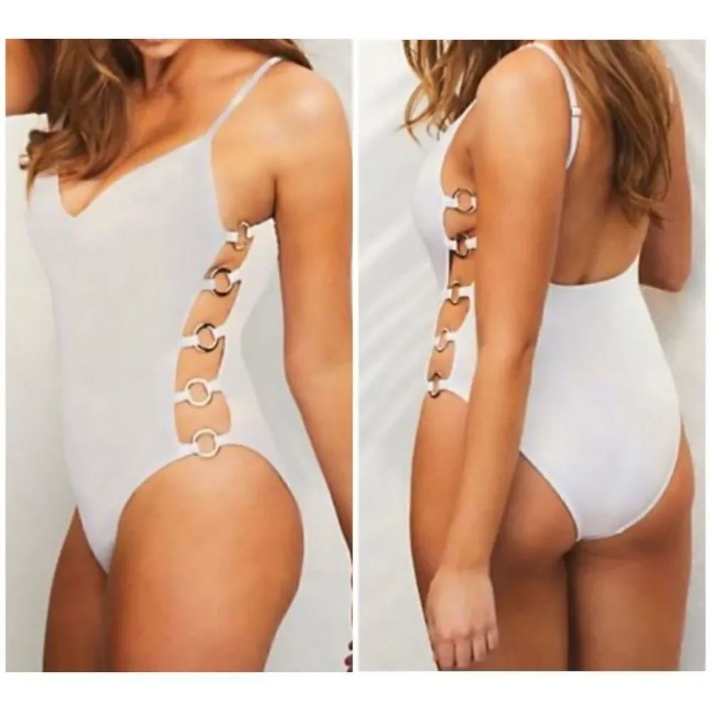 NY&Co Side O-Ring One Piece Swimsuit